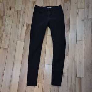 Levi's Women's Size 25 Black Super Skinny Jeans